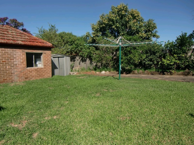 44 Poole Street, Kingsgrove NSW 2208