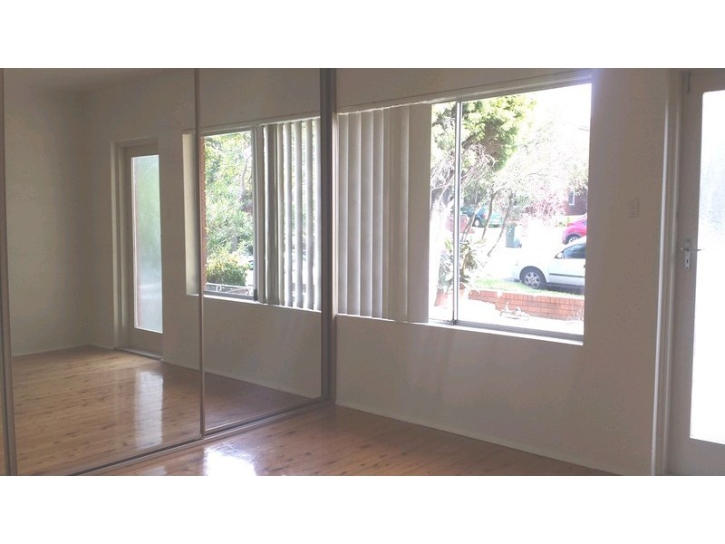 2/18 King Street, Ashfield NSW 2131