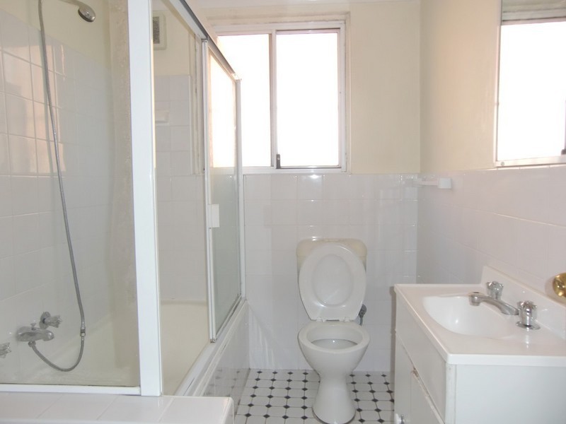 4/20 Hill Street, Campsie NSW 2194