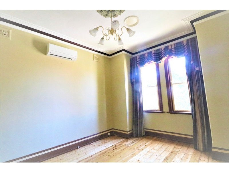 33 Wallace Street, Burwood NSW 2134