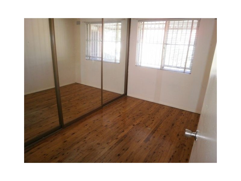 10/ 9A Loch Street, Campsie NSW 2194