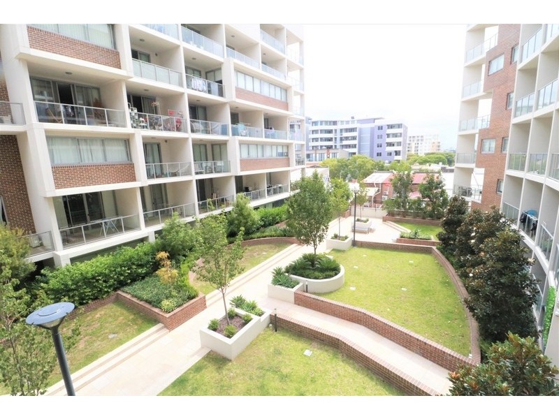 59/ 2A Brown Street, Ashfield NSW 2131