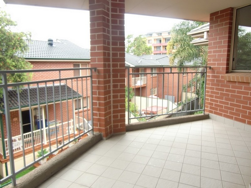 14/ 10-16 Beatrice Street, Ashfield NSW 2131