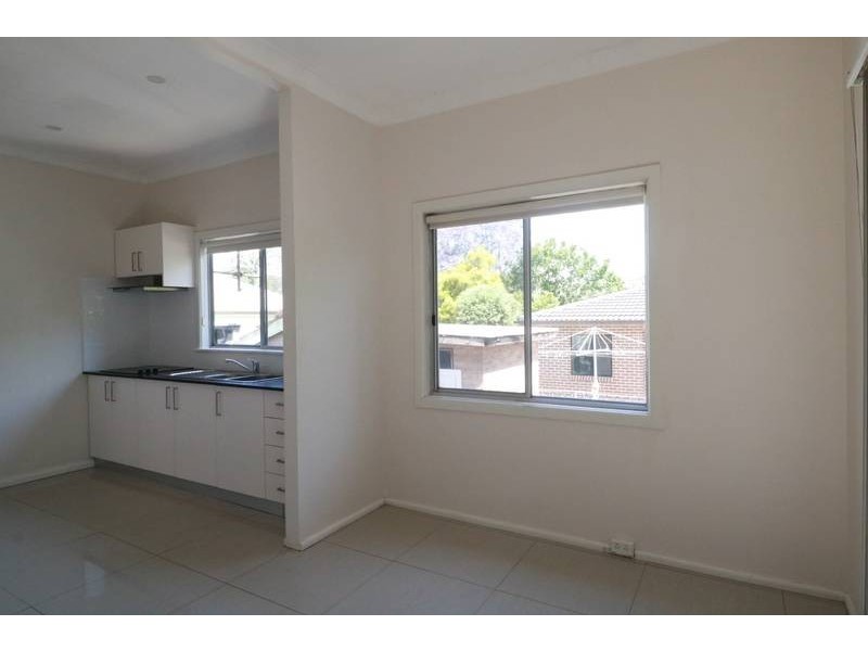 2/ 37 Morotai Avenue, Riverwood NSW 2210