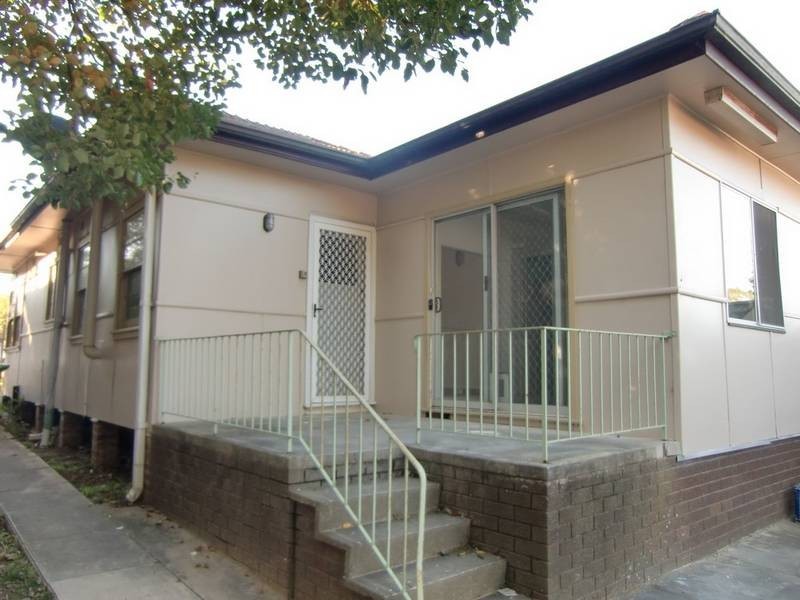 2/ 37 Morotai Avenue, Riverwood NSW 2210