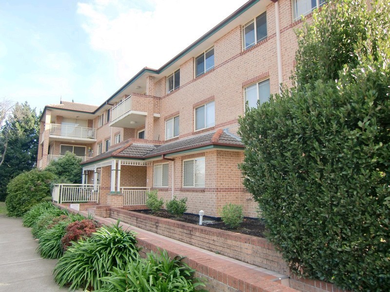13/6 Grosvenor Street, Croydon NSW 2132