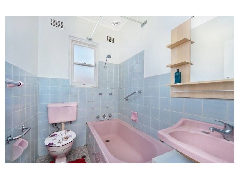 8/22 Unara Street, Campsie NSW 2194