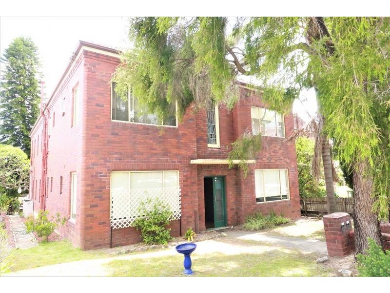 2/ 157 Norton Street, Ashfield NSW 2131