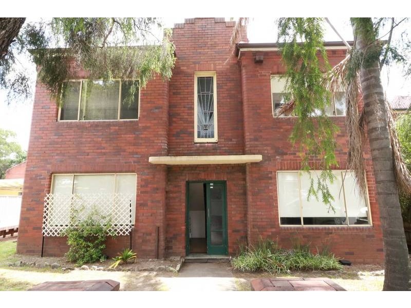 2/ 157 Norton Street, Ashfield NSW 2131