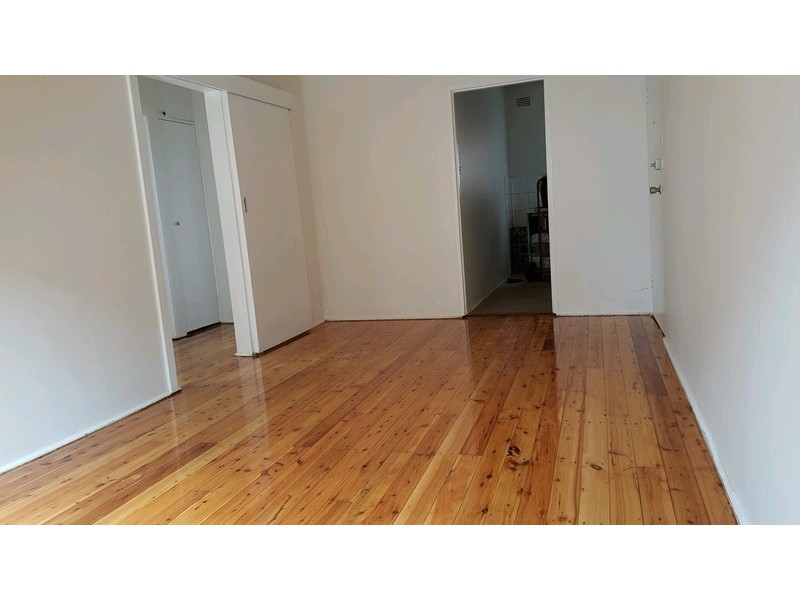 3/6 The Broadway, Punchbowl NSW 2196