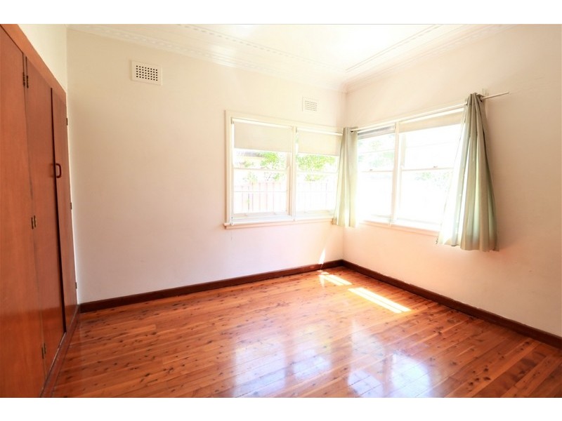 1/ 37 Morotai Avenue, Riverwood NSW 2210