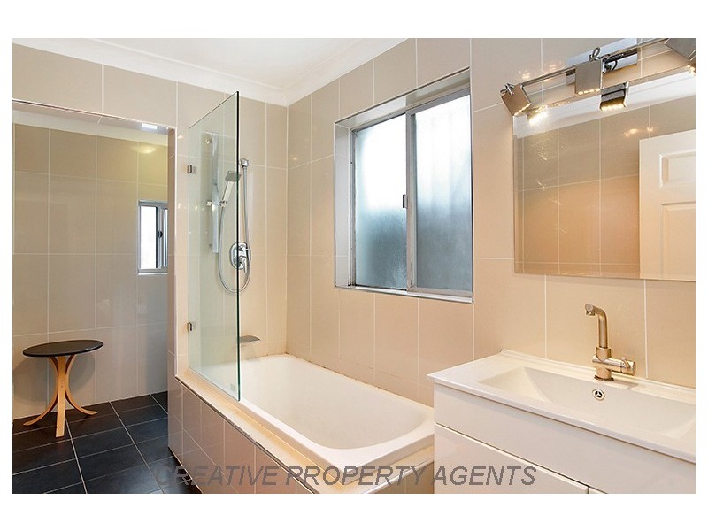 28 Page Avenue, Ashfield NSW 2131