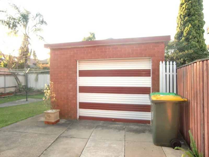 4 Noble Street, Rodd Point NSW 2046