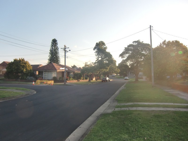 4 Noble Street, Rodd Point NSW 2046