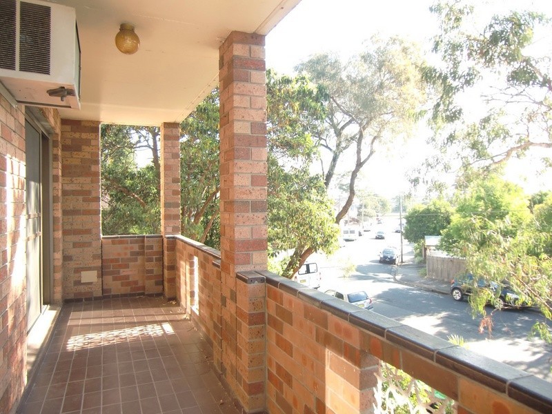 1/7-9 Jeffrey Street, Canterbury NSW 2193