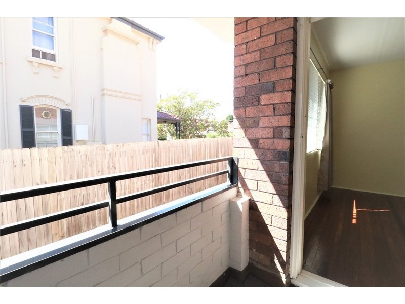 2/ 92 Alt Street, Ashfield NSW 2131