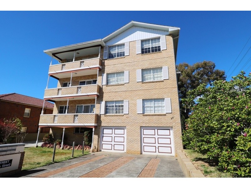 4/99 Bland Street, Ashfield NSW 2131