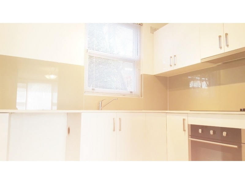 2/12 Webbs Avenue, Ashfield NSW 2131