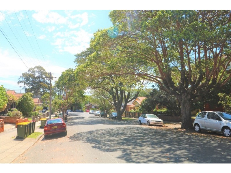 2/12 Webbs Avenue, Ashfield NSW 2131