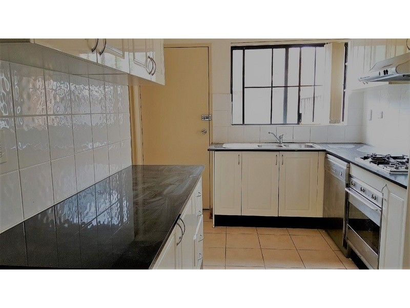 18/100 Carlton Crescent, Summer Hill NSW 2130