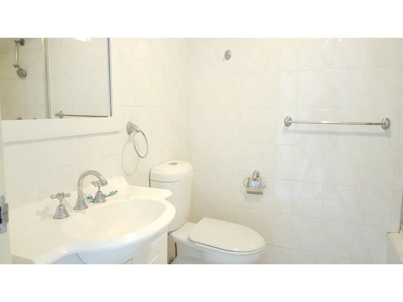 18/100 Carlton Crescent, Summer Hill NSW 2130