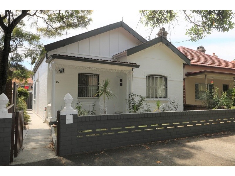 10 Carlisle Street, Ashfield NSW 2131