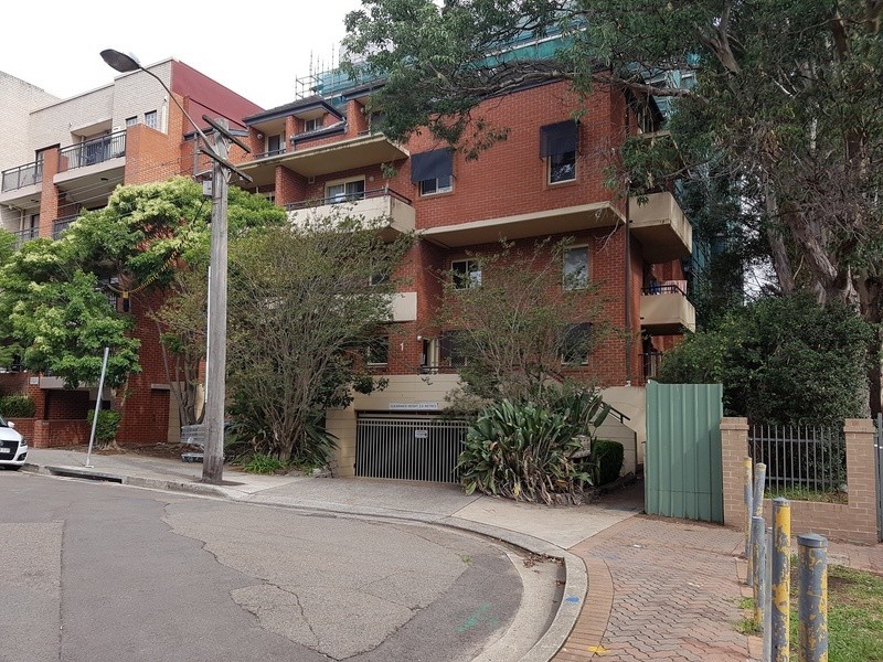 1/1 Orchard Crescent, Ashfield NSW 2131