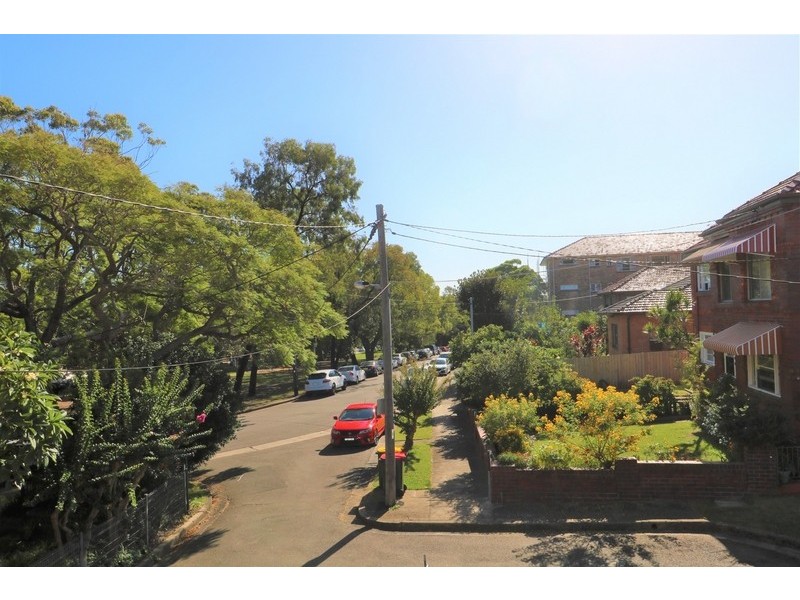 2/24 Albert Parade, Ashfield NSW 2131