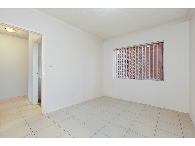 4/190 Sandal Crescent, Carramar NSW 2163