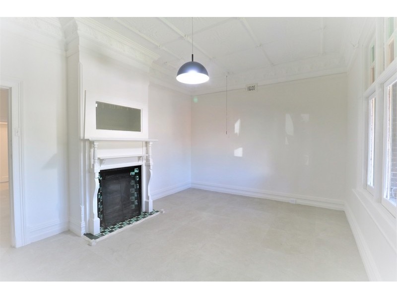 2/20 Duntroon Street, Hurlstone Park NSW 2193