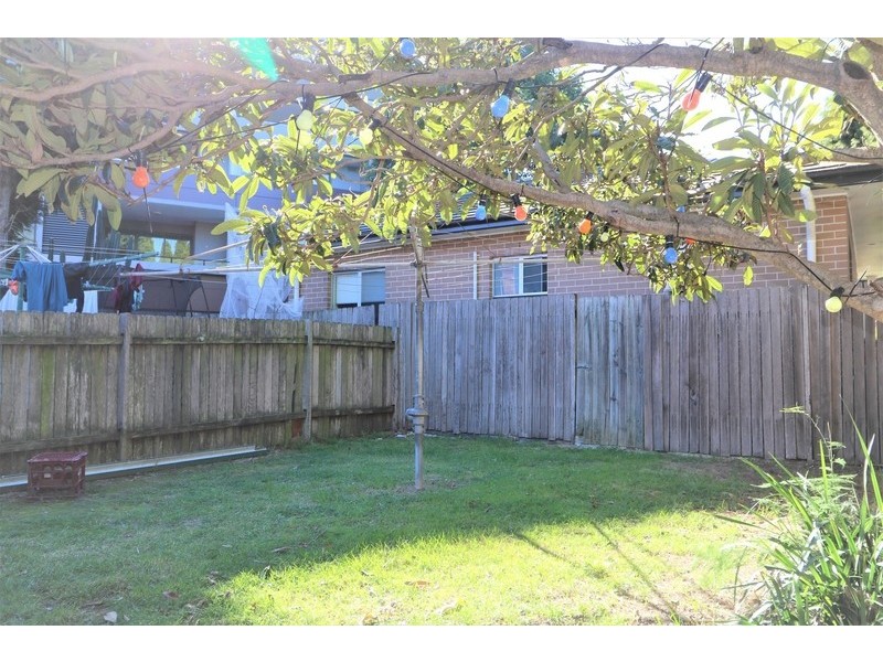 2/20 Duntroon Street, Hurlstone Park NSW 2193