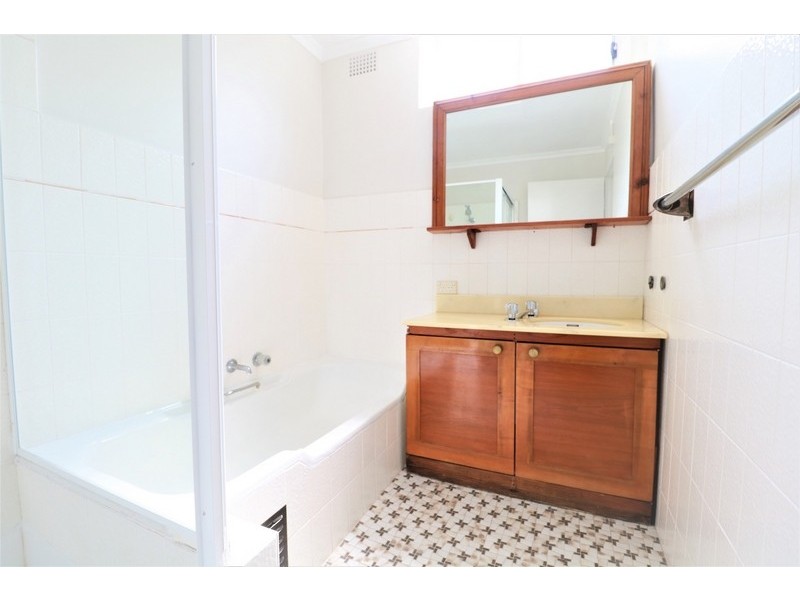 32/62 Grosvenor Crescent, Summer Hill NSW 2130