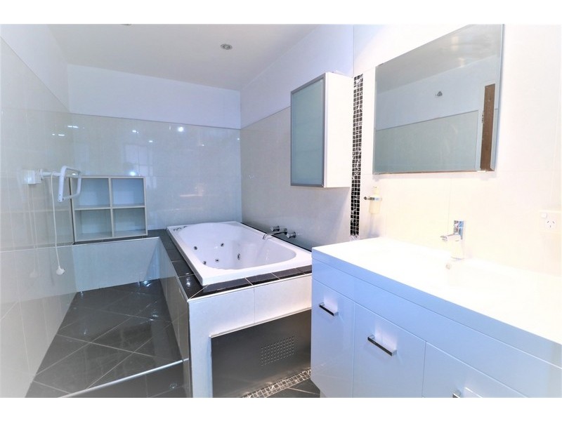 25/76 Orpington Street, Ashfield NSW 2131