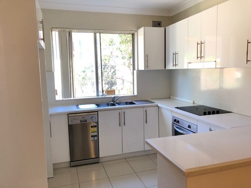 4/16 Cecil Street, Ashfield NSW 2131