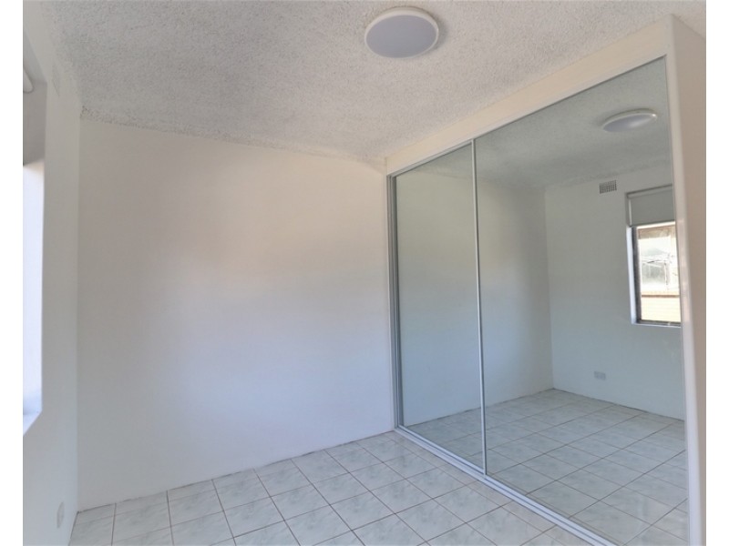 8/60 Broomfield Street, Cabramatta NSW 2166