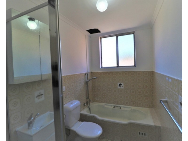 8/60 Broomfield Street, Cabramatta NSW 2166