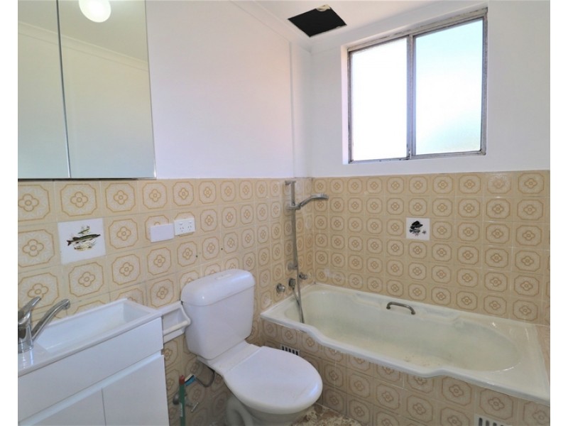 8/60 Broomfield Street, Cabramatta NSW 2166