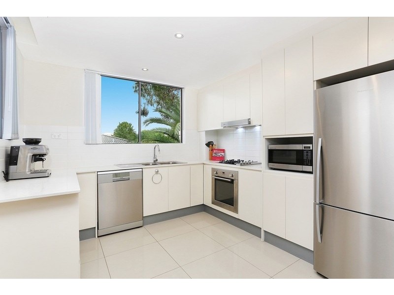 13/2 Burlington Road, Homebush NSW 2140