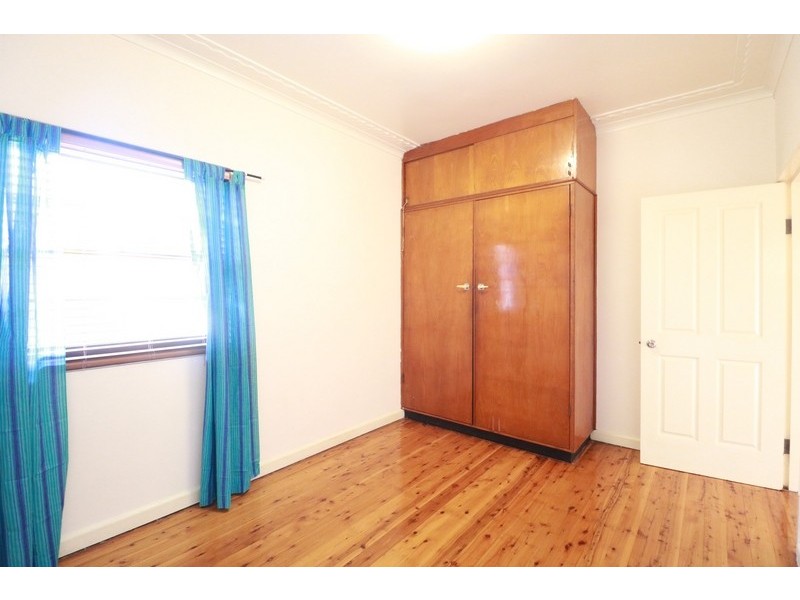 8 Julie Avenue, Clemton Park NSW 2206