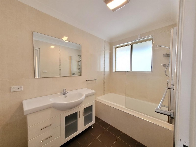 3/13 Rome Street, Canterbury NSW 2193