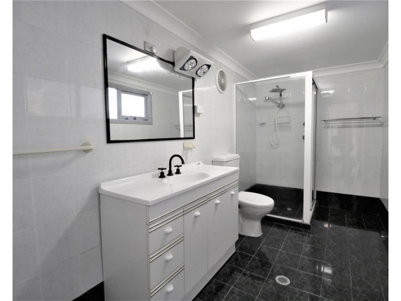 64 Illawarra Parade, Beverly Hills NSW 2209