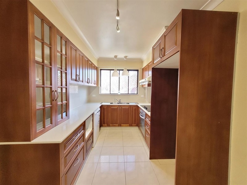 3/2-4 Seventh Avenue, Campsie NSW 2194