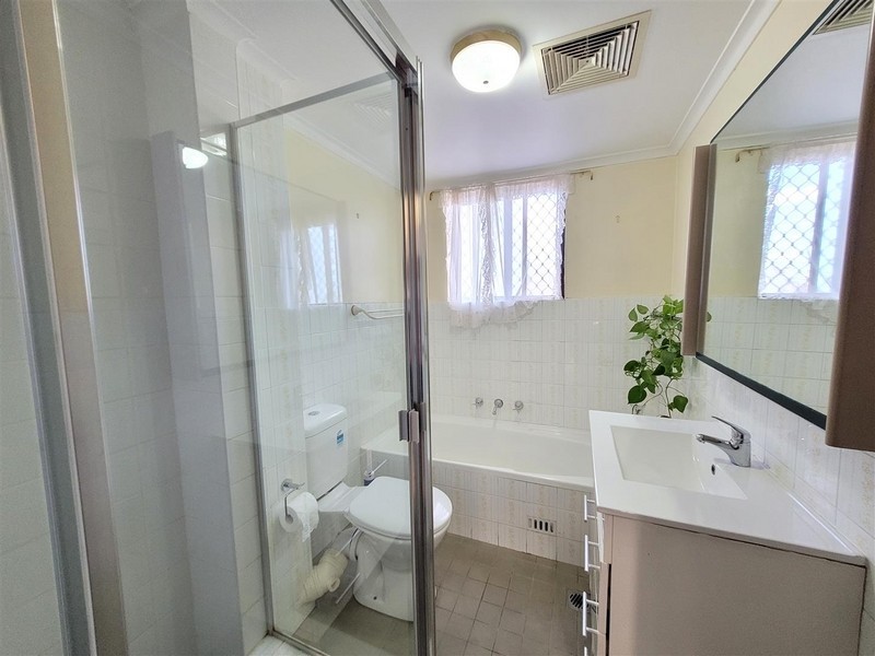 3/2-4 Seventh Avenue, Campsie NSW 2194