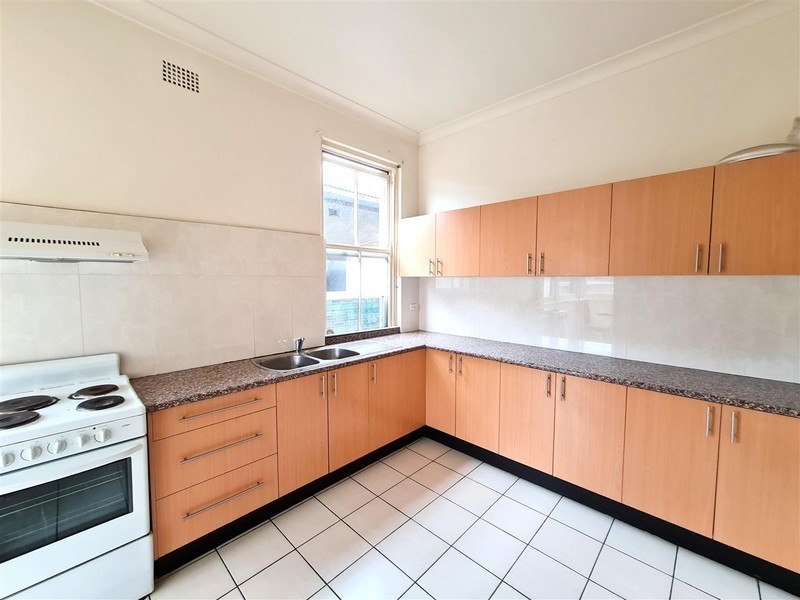 1/ 215 Liverpool Road, Ashfield NSW 2131