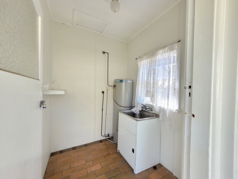 24 Bonds Road, Roselands NSW 2196