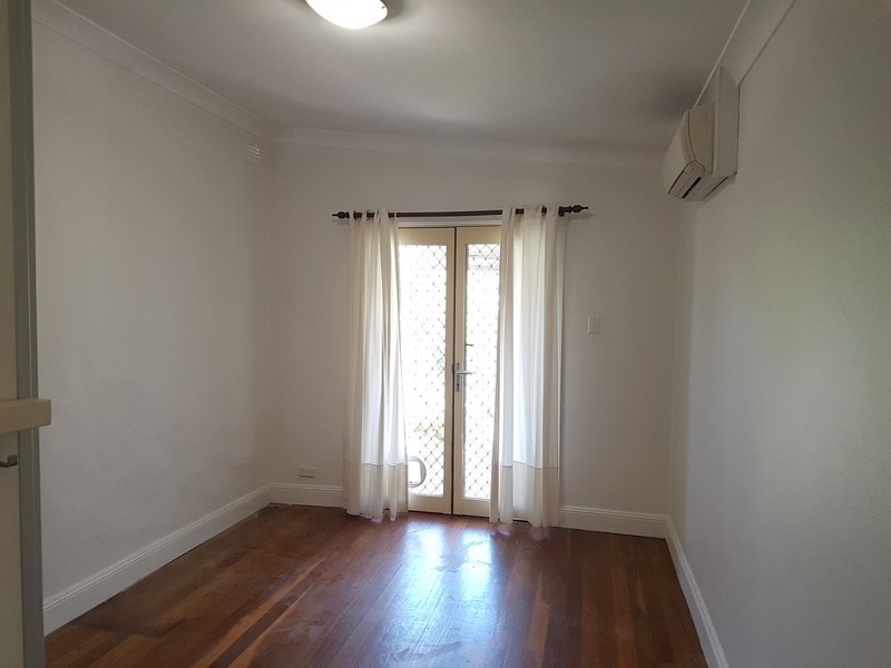 1/5 Wardell Road, Lewisham NSW 2049