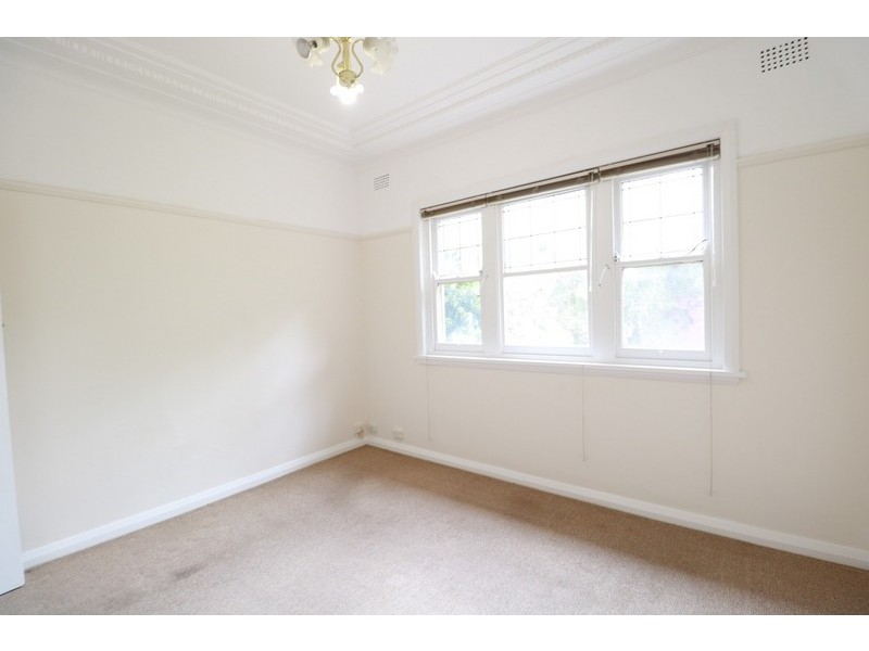 2/12A Short Street, Carlton NSW 2218