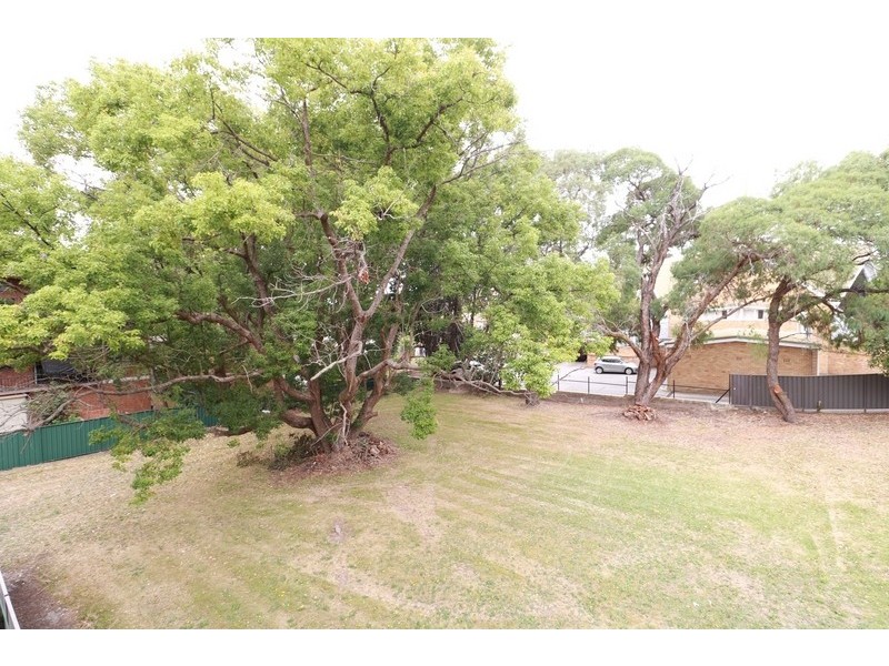 2/12A Short Street, Carlton NSW 2218