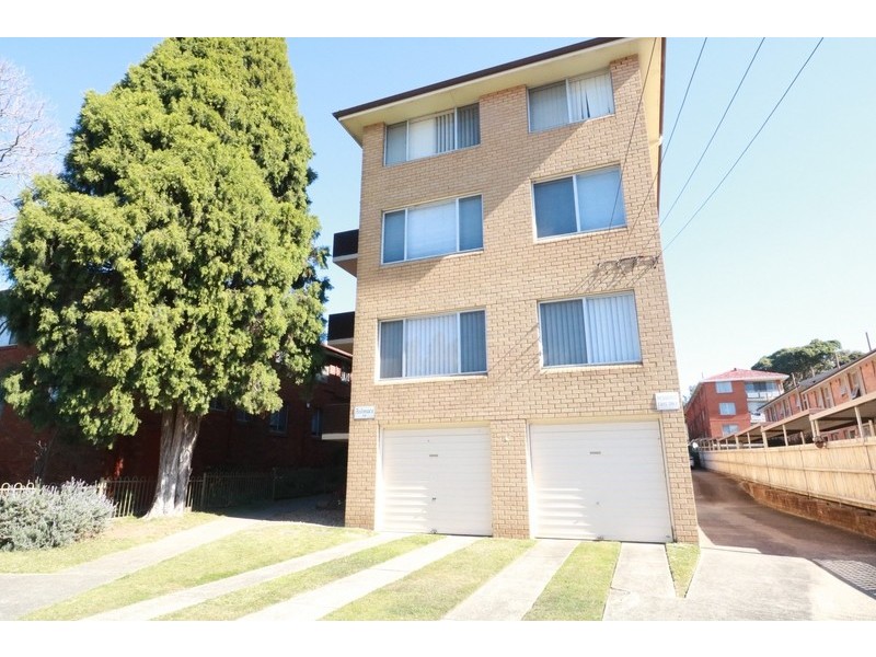 2/ 10 Curt Street, Ashfield NSW 2131