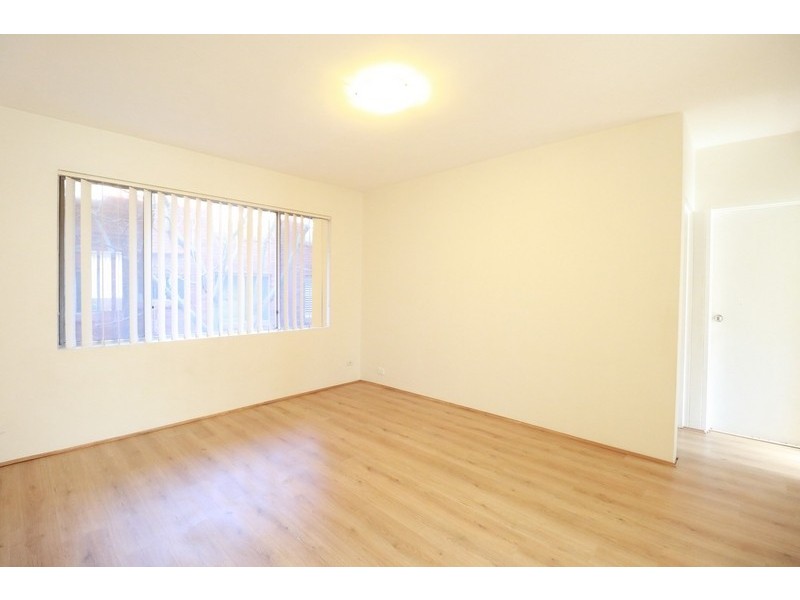 2/ 10 Curt Street, Ashfield NSW 2131